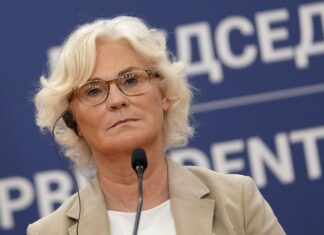 Ucraina: Berlino conferma l’invio delle armi, manderemo 7 obici