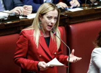 Caro-vita e bollette, la Meloni inizia con gli aiuti a famiglie e imprese