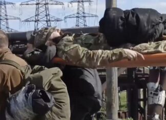 Guerra in Ucraina: da Mosca e Kiev stop ai negoziati. Nubi sul destino militari evacuati da Azovstal