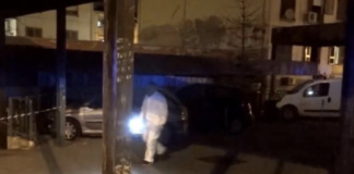 Napoli, spari dietro al commissariato