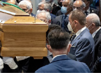 Un mazzo di carte e il grazie dello Stato: l’ultimo saluto a De Mita (foto quirinale)