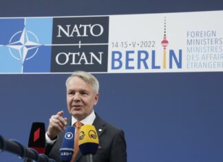 Nato, il ministro degli Esteri della Finlandia: “Giochi politici alle nostre spalle”