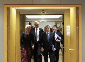 Ucraina, Draghi a Elmau per il G7: “Uniti su energia e sostegno a Kiev”. Verso stop a oro russo