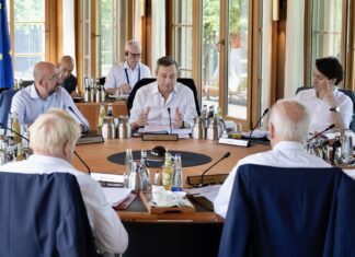 Ucraina, Draghi: “Evitare il ritorno del populismo, su gas mai più dipendenti da Mosca”