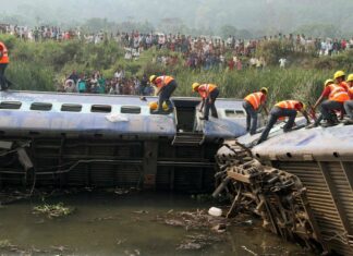 Iran: deraglia un treno passeggeri nell’est, 10 morti e 50 feriti