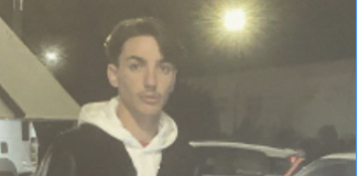 Napoli, reagisce alla rapina: spari contro un 21enne