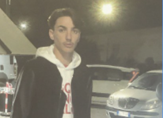 Napoli, reagisce alla rapina: spari contro un 21enne Napoli, reagisce alla rapina: spari contro un 21enne