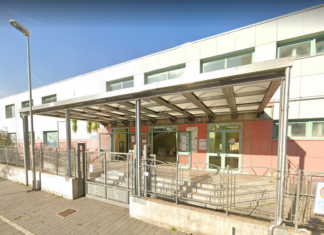 Pomigliano d’Arco, furto choc: a 13 e 14 anni s’intrufolano a scuola per rubare