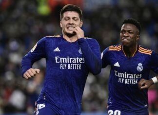 Calcio, Jovic: “Farò di tutto per rispondere alle aspettative della Fiorentina”