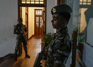 Sri Lanka: il premier Wickremesinghe giura come presidente ad interim