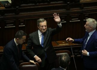 Draghi lascia, elezioni il 25 settembre. Governo operativo su emergenze e dl aiuti bis