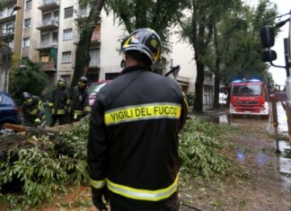 Maltempo: danni lungo la costa toscana, colpito anche il Fiorentino