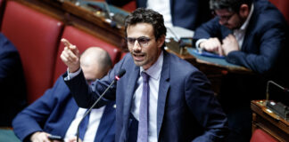 Foto Roberto Monaldo / LaPresse 11-07-2022 Roma Politica Camera dei Deputati - Voto finale sul dl Aiuti Nella foto Davide Crippa Photo Roberto Monaldo / LaPresse 11-07-2022 Rome (Italy) Chamber of Deputies - Law decree on measures for national energy policies In the pic Davide Crippa