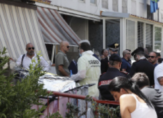 Duplice omicidio Ponticelli: si costituisce un uomo Duplice omicidio: si costituisce un uomo