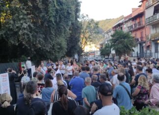 Napoli, Pianura si ribella ai clan: “Qui non comanda la camorra”