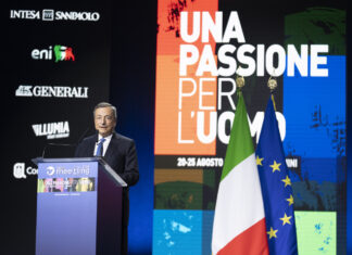 Draghi al meeting di Rimini: “Momento complesso per l’Italia e la Ue”. E invita tutti ad andare a votare