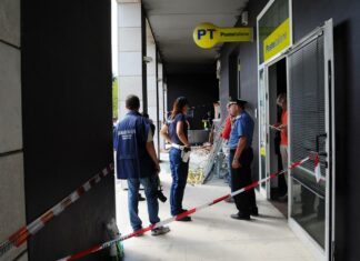 Brindisi: tentato furto al bancoposta, indagano i carabinieri