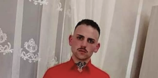 Frontale tra scooter, muore 25enne