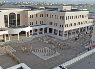 Una spia russa all'interno della base Nato di Napoli