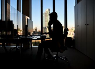 Smart working, verso la proroga per fragili e genitori con figli under 14