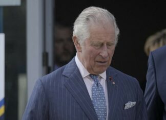 Regina Elisabetta: Carlo diventa re, è il monarca più anziano nella storia britannica