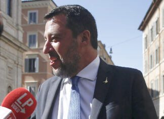 Ischia, Salvini: “Qualcuno vorrebbe arrestare sindaci, io proteggerli”