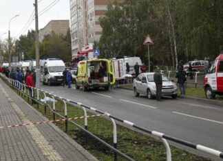 Russia, sparatoria scuola Izhevsk: salgono a 15 i morti, 11 bambini