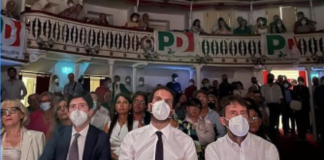 Il Pd debutta a teatro ma senza Letta e consiglieri regionali
