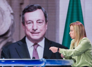 Pnrr, Draghi: “Nessun ritardo”. Meloni si prepara: “Ereditiamo situazione difficile”