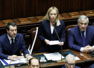 Riforme, l’alleanza atlantica e il no al ricatto di Putin sull’energia: la premier Meloni si presenta alla Camera