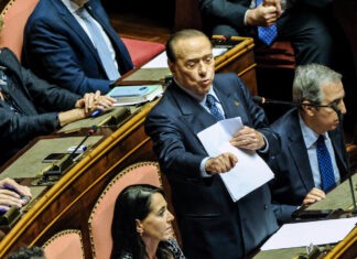 FI, Berlusconi a pranzo ad Arcore con la delegazione del governo: “Parlato di manovra”