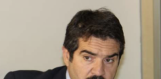 Napoli, il centro storico invaso dai rifiuti