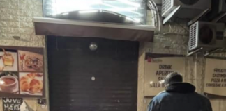 Portici, esplode una bomba davanti a un bar