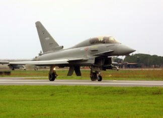 Precipita un aereo militare a Trapani: morto il pilota originario di Caserta