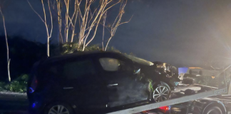 Caivano, un'auto si ribalta lungo la Statale: ricoverata una 35enne