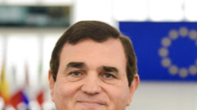 Europee, fi senza garanzie Patriciello pensa al piano B