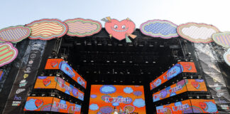 Foto Alessandro Bremec/LaPresse 27-06-2023 Milano, Italia - Cronaca - Il concerto LOVE MI in Piazza Duomo a Milano. Nella foto: Un momento del concerto June 27, 2023 Milano Italy - News - The LOVE MI concert in Piazza Duomo in Milan. In the photo: A moment of the concert