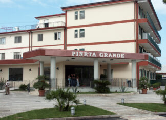 Assessore aggredito a bastonate in strada