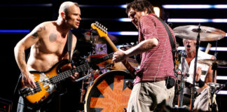 Red Hot Chili Peppers in concerto