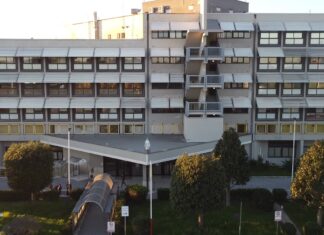 Pozzuoli, 22enne gambizzato nella notte