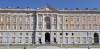 L'inquinamento danneggia la Reggia