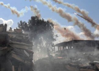 Guerra Israele-Hamas, fuori uso 21 ospedali: morti 287 medici