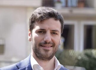 Corruzione e gare pilotate, arrestato il sindaco di Palma Campania