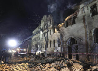 Ucraina, missili su Kharkiv e Kiev: tre vittime