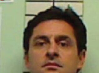 Mondragone, condannato per omicidio ma è già libero, Antimafia in allerta per Fragnoli