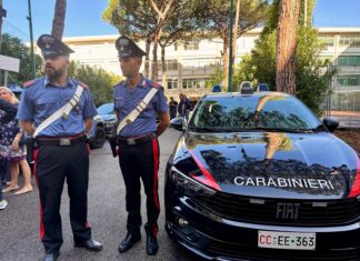 Torre del Greco. Studente di 16 anni cade dalla finestra dell’aula al secondo piano. E’ grave