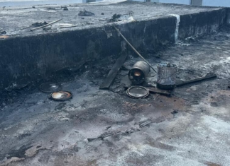 ECCO LE FOTO. Incendio alla scuola “Garibaldi”: fuggi fuggi per 700 studenti