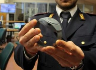 Napoli. Stalker di Giugliano arrestato a Quarto grazie al braccialetto elettronico