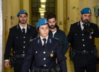 Delitto Tramontano, Impagnatiello sano di mente: “Me ne sono disfatto come la carta di una caramella”