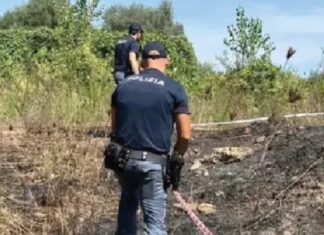 Ventenne ucciso e bruciato: arrestato 16enne del rione Traiano Operazione della polizia